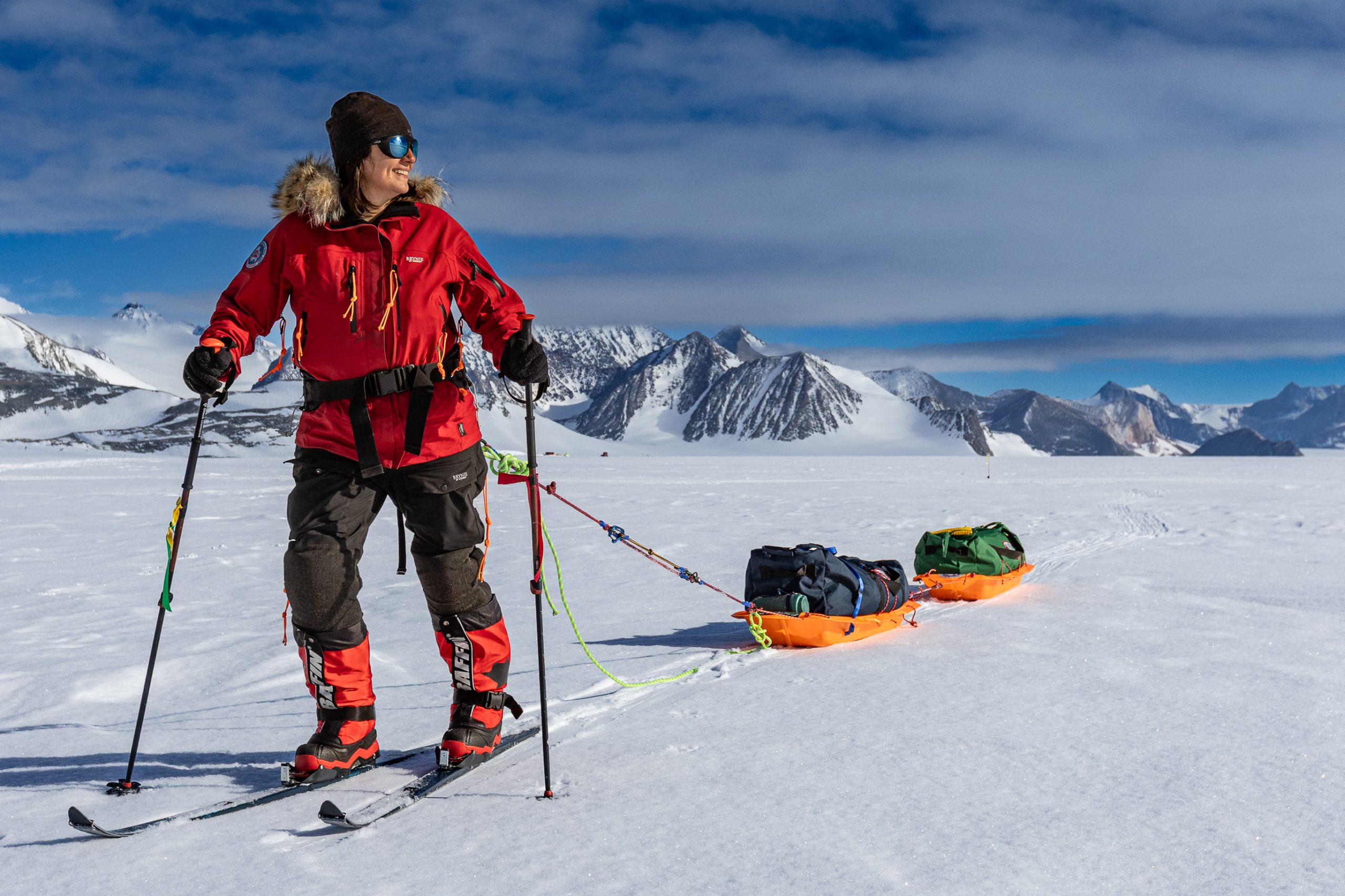 Local and Global Discussion Group  Present Record-breaking  South Pole Explorer
